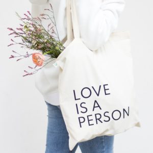 Tasche 'Love is a Person'